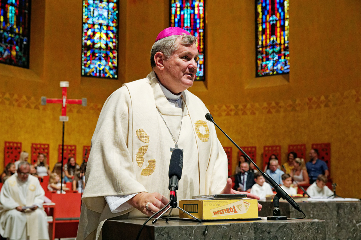 Sisački bisku mons. dr. Vlado Košić na proslavi 45. obljetnice HKM Bern