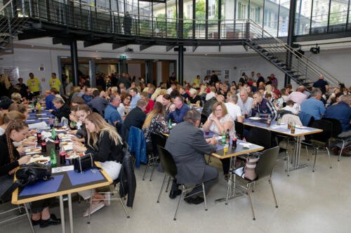IWDX3884 hkm bern dm2019